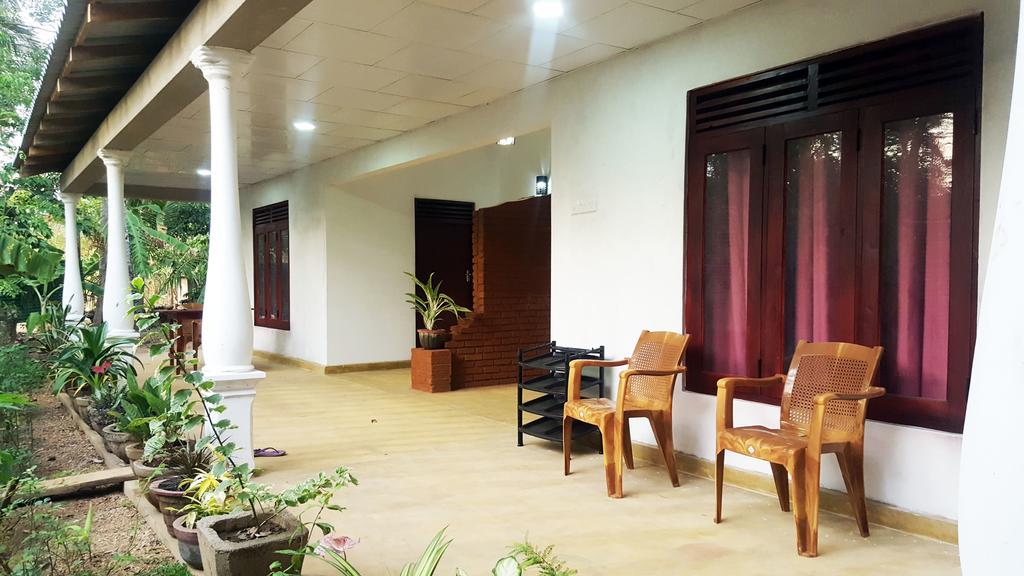 Kassapa Home Stay Sigirîya Extérieur photo